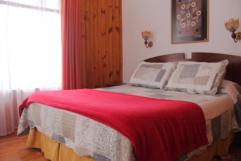 Hostal Benavente Пуерто Монт Екстериор снимка