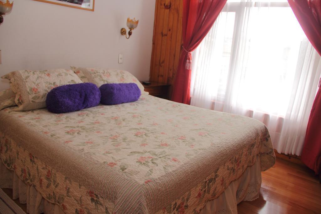 Hostal Benavente Пуерто Монт Екстериор снимка
