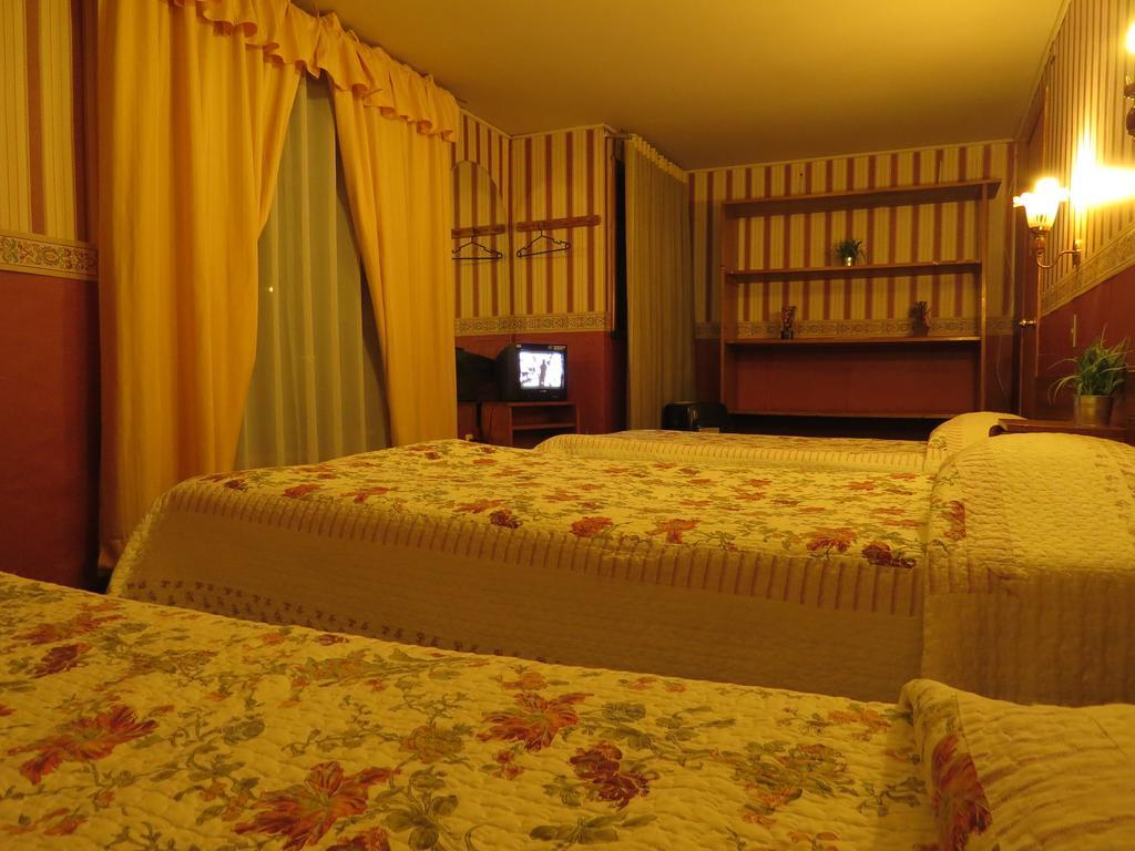 Hostal Benavente Пуерто Монт Екстериор снимка